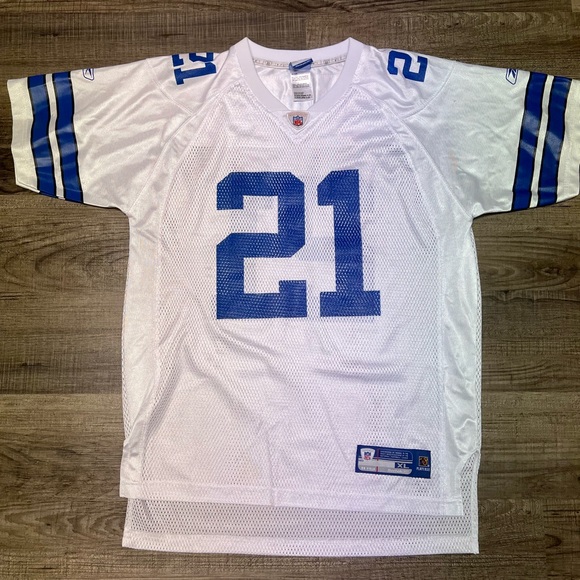 Dallas Cowboys Jersey - Picture 2 of 6